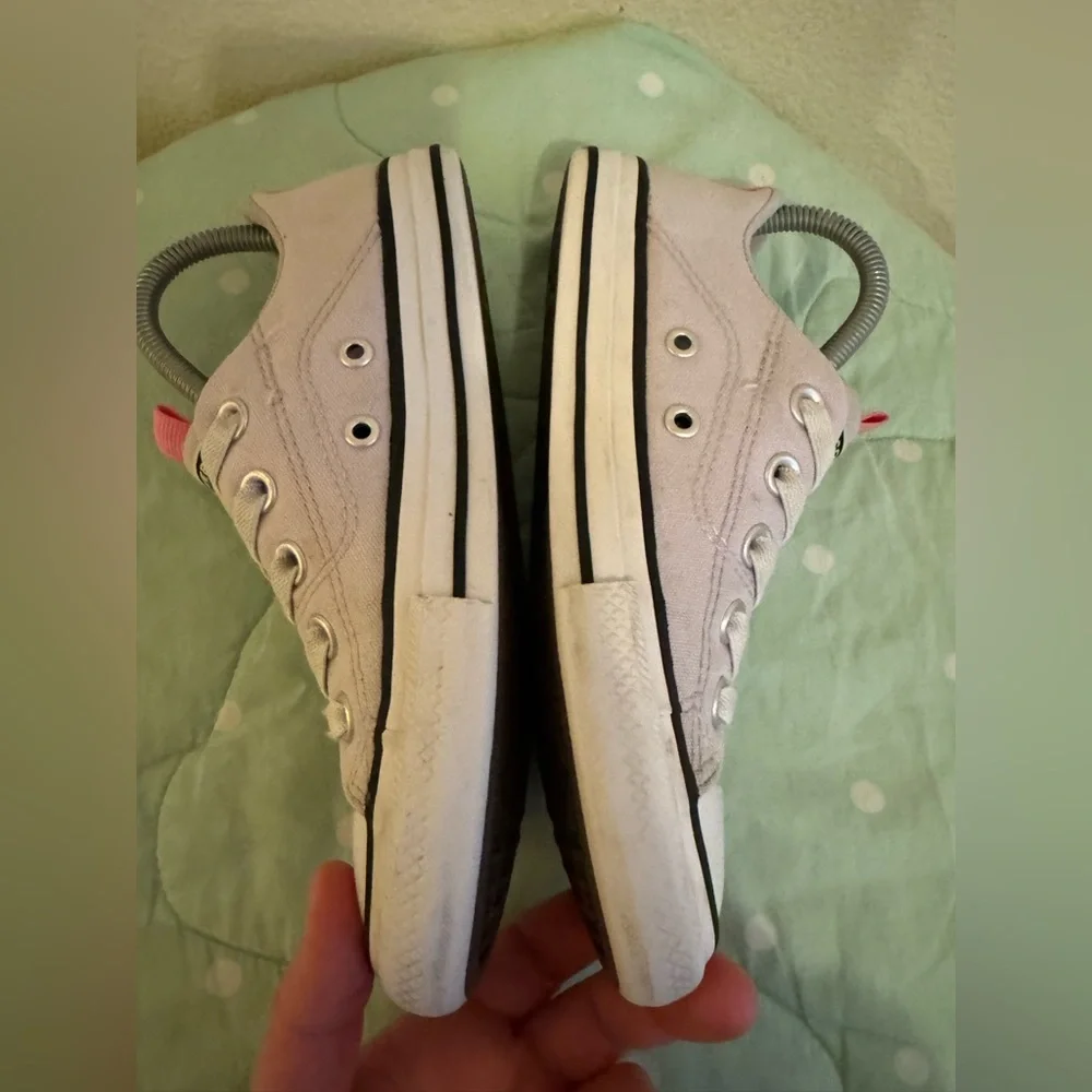Converse Light Purple and Pink Sneakers Kids size 2